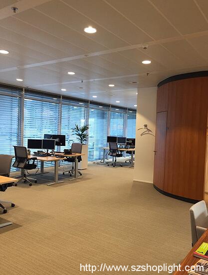 x5 led downlights in netherlands bank